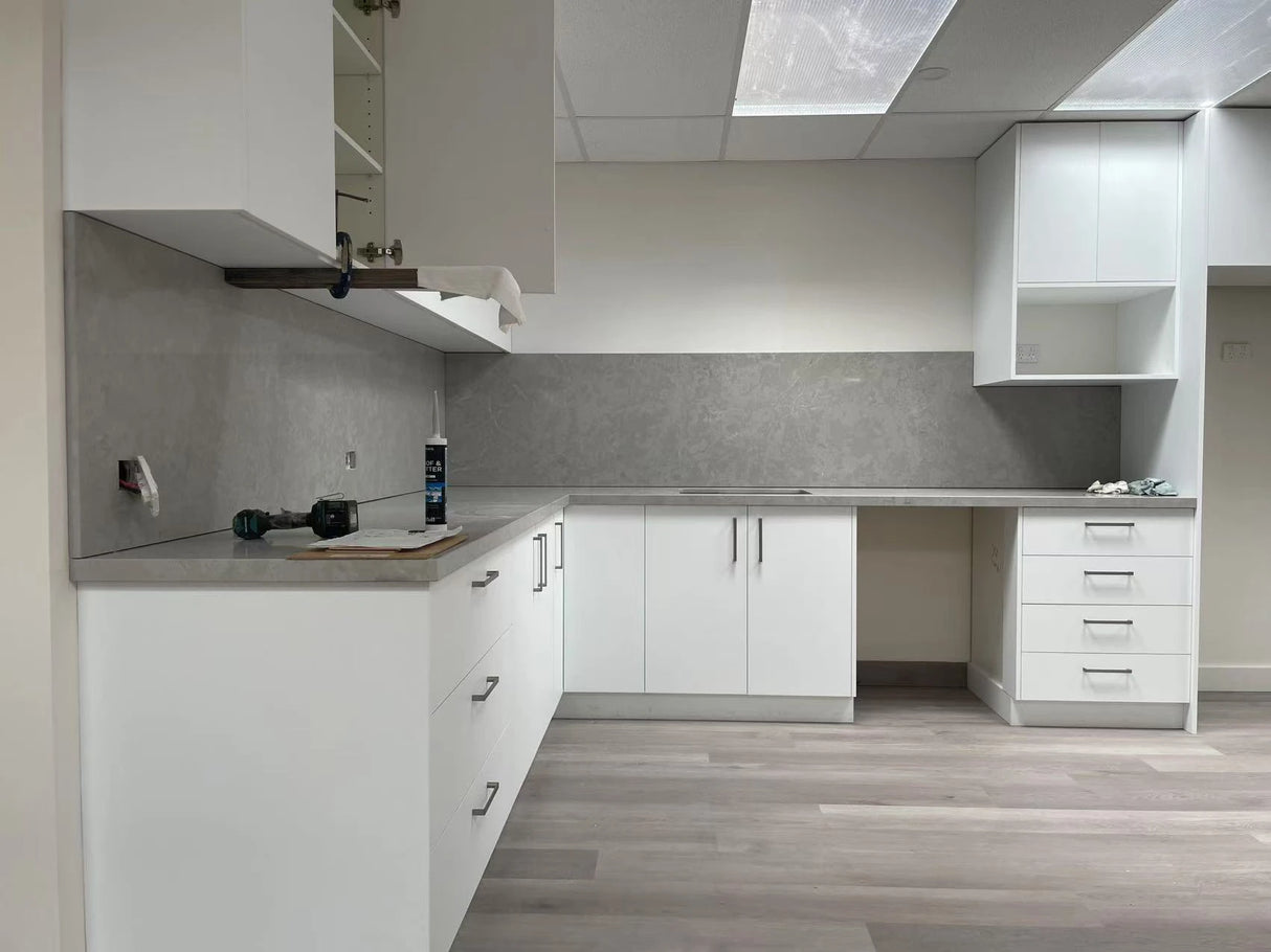 Enzo Grey | AC9001