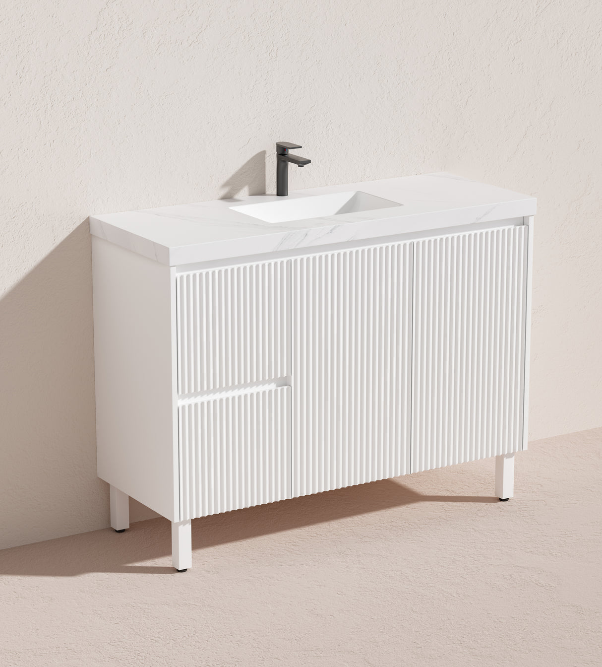 Brighton Free-Standing PVC Vanity CB124LL — detail 4