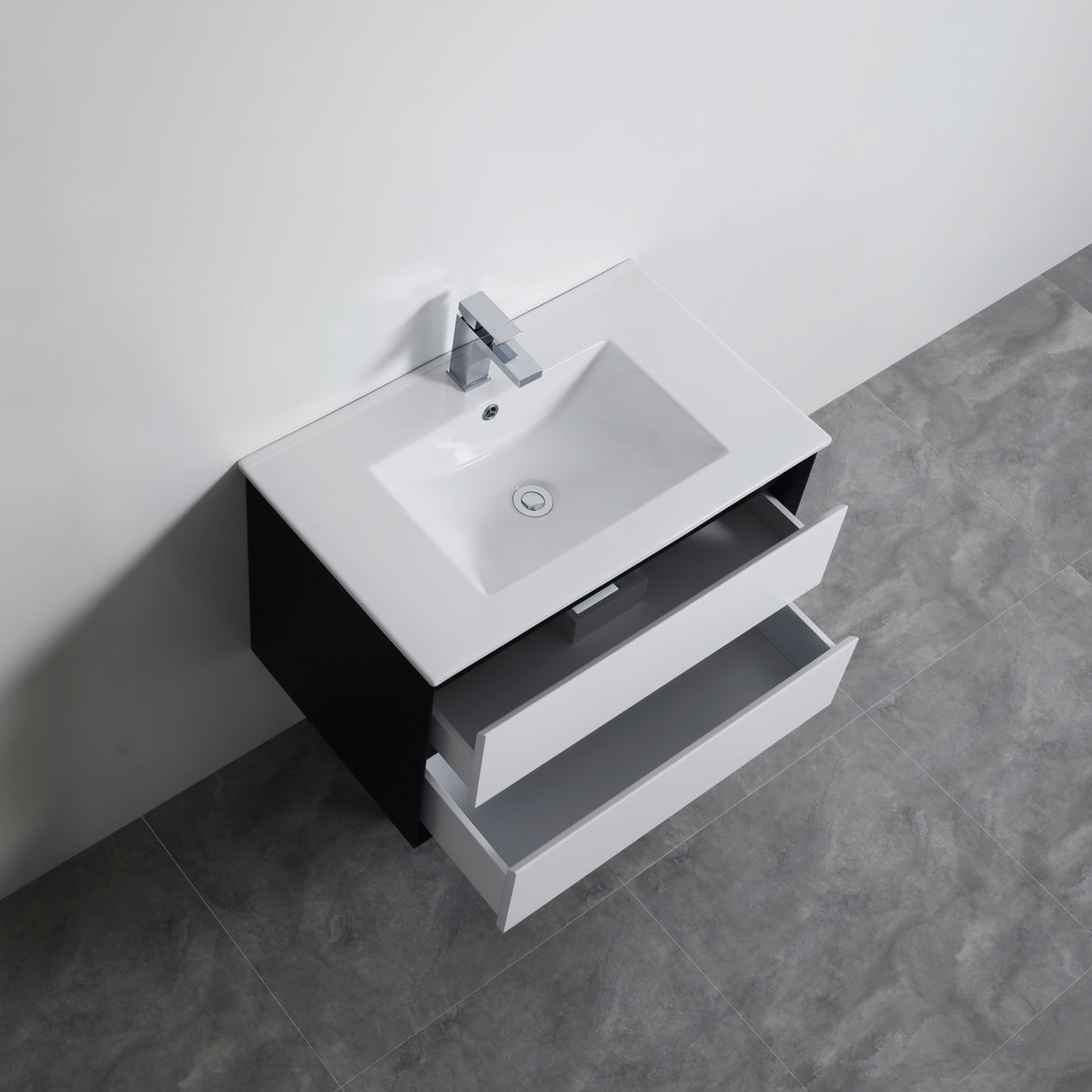 Petra PE750WH — detail 2