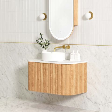 Bondi 900mm Woodland Oak Fluted Curve Vanity with Cloudy Carrara Top — detail 2