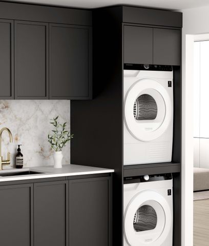 Laundry Kit 1715C Hampshire Black with Natural Carrara Marble Top — detail 2