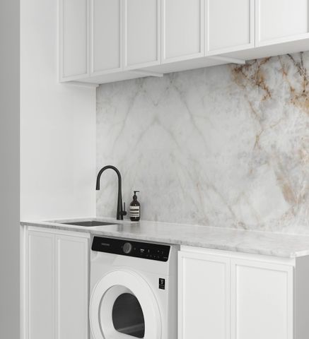Laundry Kit 1960B Hampshire White with Natural Carrara Marble Top — detail 2