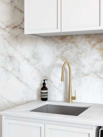 Laundry Kit 1305B Hampshire White with Natural Carrara Marble Top — detail 2