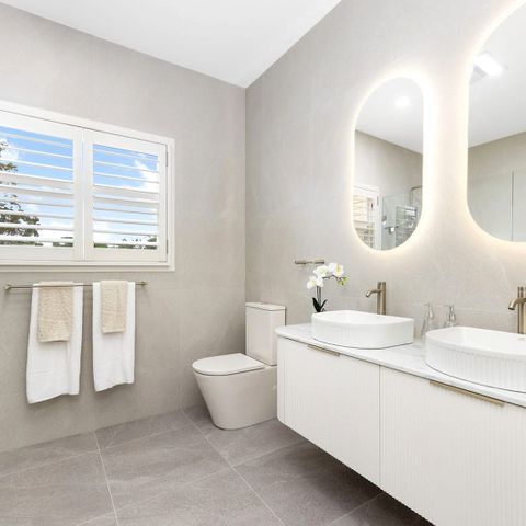Bondi 1500mm Satin White Fluted Wall Hung Curve Cabinet — detail 6