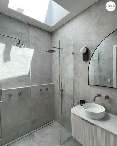 Bondi 1800mm Satin White Fluted Wall Hung Curve Cabinet — detail 7