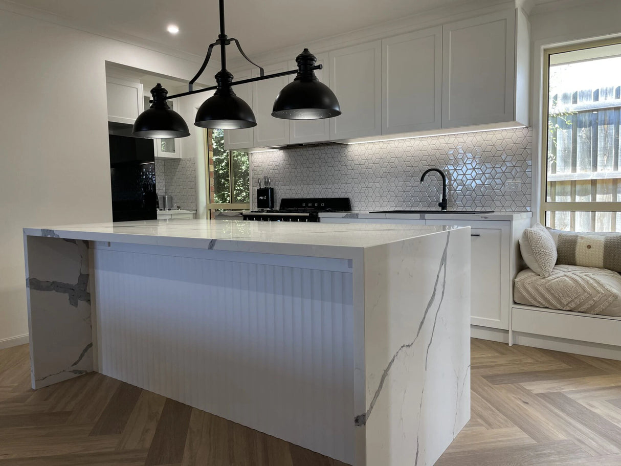 Classic Calacatta | AC555