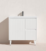 Brighton Free-Standing PVC Vanity CB94RL — detail 5