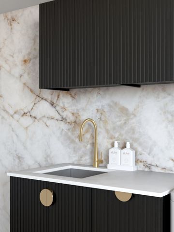 Laundry Kit 1715DR-B Marlo Black with Natural Carrara Marble Top and 400 Drawer Unit — detail 2