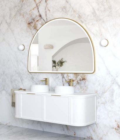 LED Moonlight Archie 1000(H)x1500(W) Gold Metal Frame Mirror — detail 2