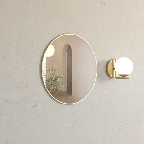 London 700mm Gold Metal Frame Mirror — detail 2