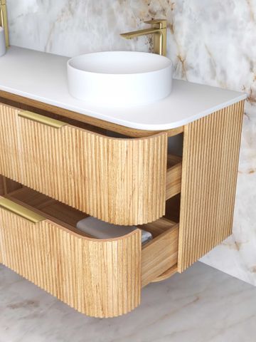 Havana 1800mm Woodland Oak Fluted Cabinet — detail 4