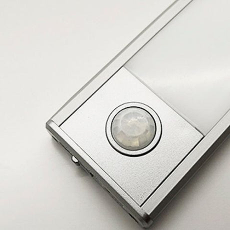 LED 200x30 Cabinet Sensor Strip Rechargeable — detail 2