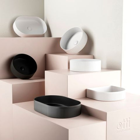 Marlo Round 400x400x125 Matte White Fluted Basin — detail 4