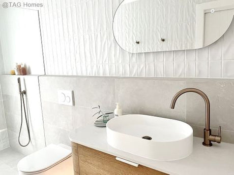 Bondi 1200mm Natural Oak Wall Hung Curve Cabinet Only — detail 8