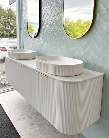 Bondi 1800mm Satin White Fluted Wall Hung Curve Cabinet — detail 2