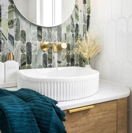 Archie 415x365x100 Gloss White Fluted Basin — detail 5