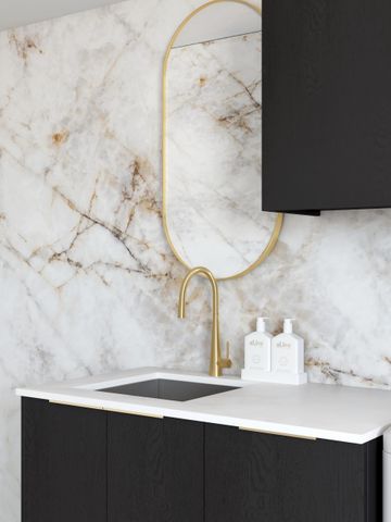 Laundry Kit 1715A Byron/Bondi Black Oak with Natural Carrara Marble Top — detail 2