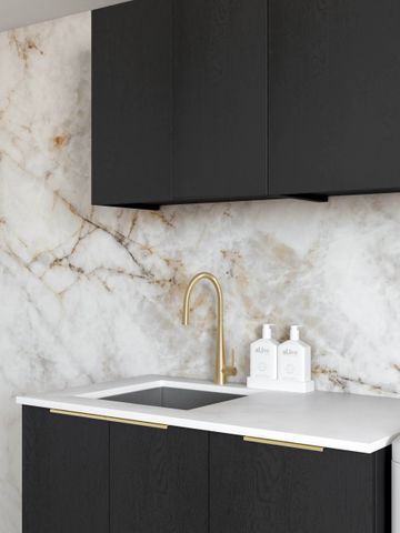 Laundry Kit 1715B Byron/Bondi Black Oak with Natural Carrara Marble Top — detail 2